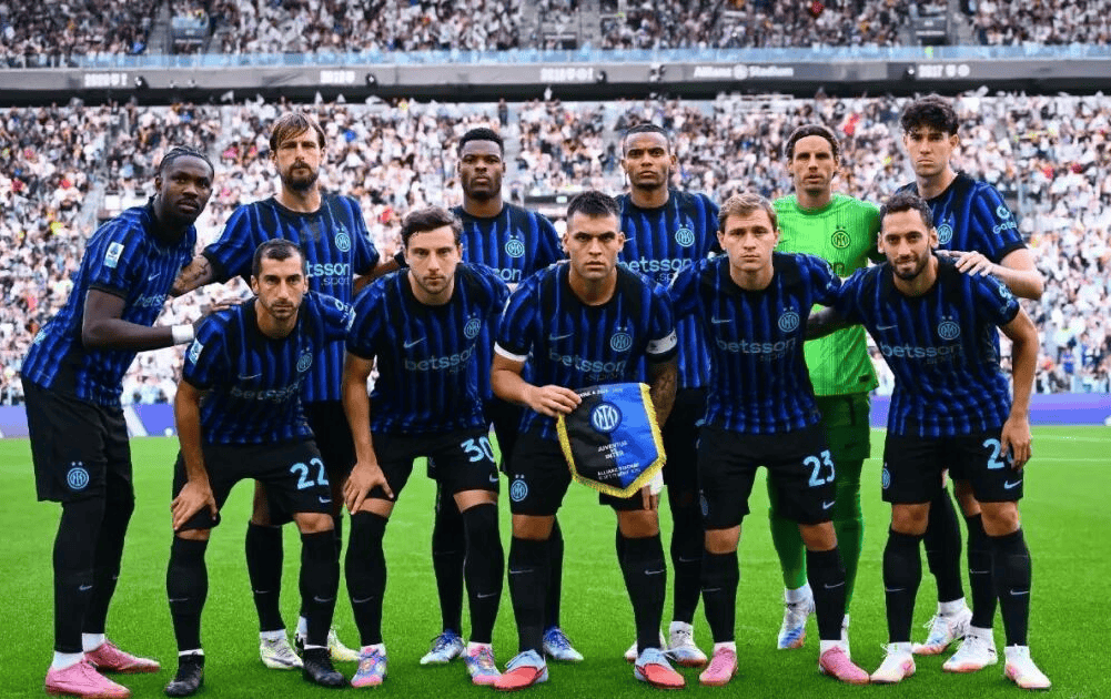 半场战报：米兰0-0拉齐奥，迈尼昂献神扑，红黑军团0射正（半场速递：米兰0-0拉齐奥，迈尼昂神扑救险，红黑军团上半场0射正）