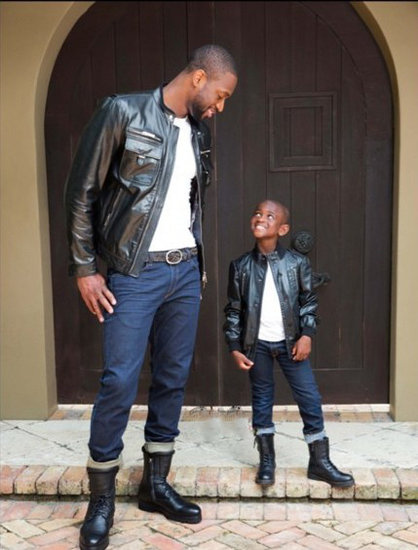 足协主席宋凯现身成都，徐正源、韦世豪、胡荷韬在酒店迎接（足协主席宋凯抵蓉，徐正源、韦世豪、胡荷韬酒店迎接）