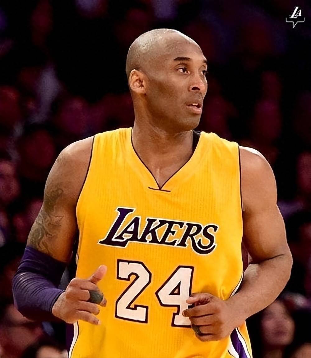 东体预测申花首发：阿苏埃和米内罗搭档锋线，鲍亚雄继续出战（东体展望申花首阵：阿苏埃联手米内罗冲锋，鲍亚雄继续首发）