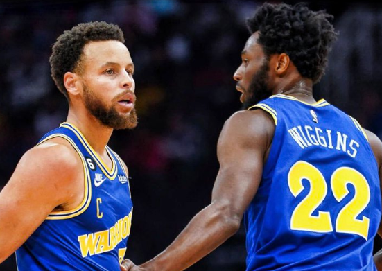 世纪级对决，两大球王又碰头（巅峰对决：两大球王再度相逢）